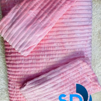 Drap + coussins velours