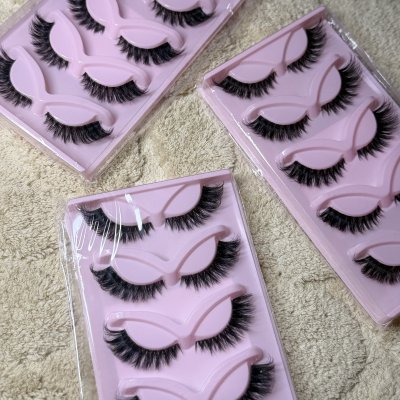 Faux cils noirs effet volume 5 paires